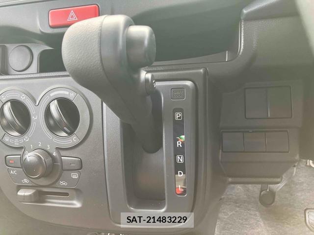 Suzuki ALTO 2025-12 8277099-8
