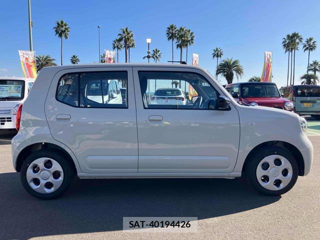 Suzuki ALTO 2026-01 8277104-3