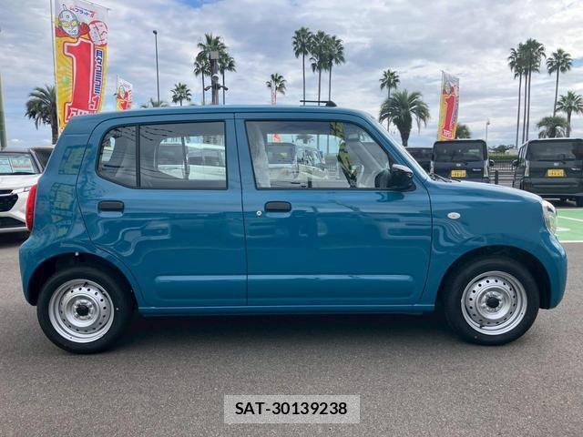 Suzuki ALTO 2025-11 8277105-3