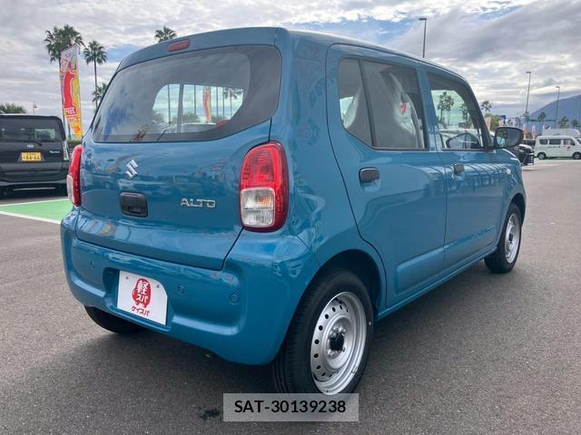 Suzuki ALTO 2025-11 8277105-8
