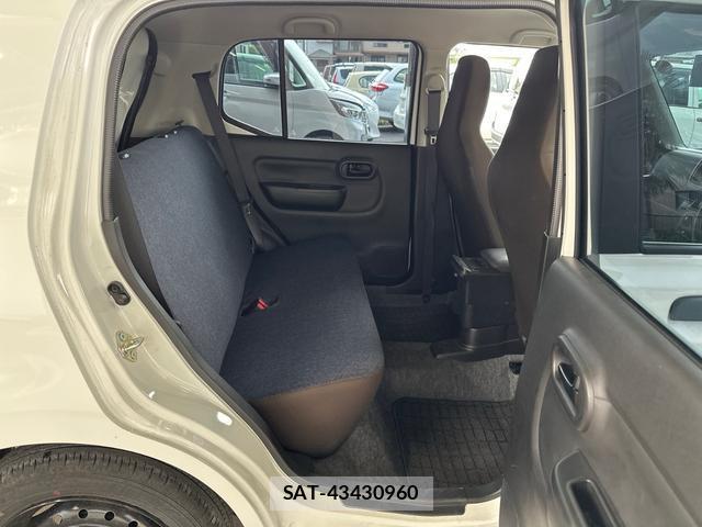 Suzuki ALTO 2022-11 8277787-7