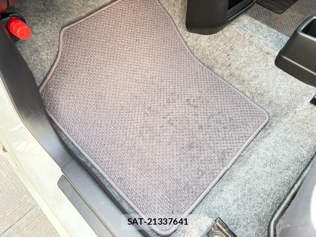 Suzuki ALTO 2016-06 8277844-13