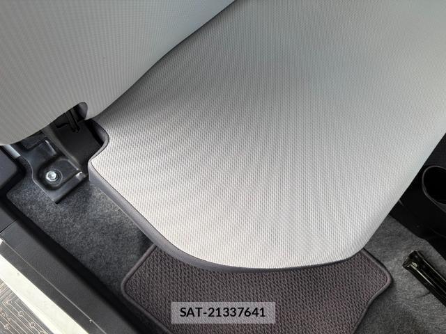Suzuki ALTO 2016-06 8277844-16
