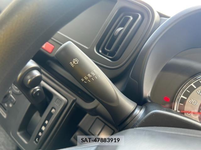 Suzuki ALTO 2025-10 8277985-6