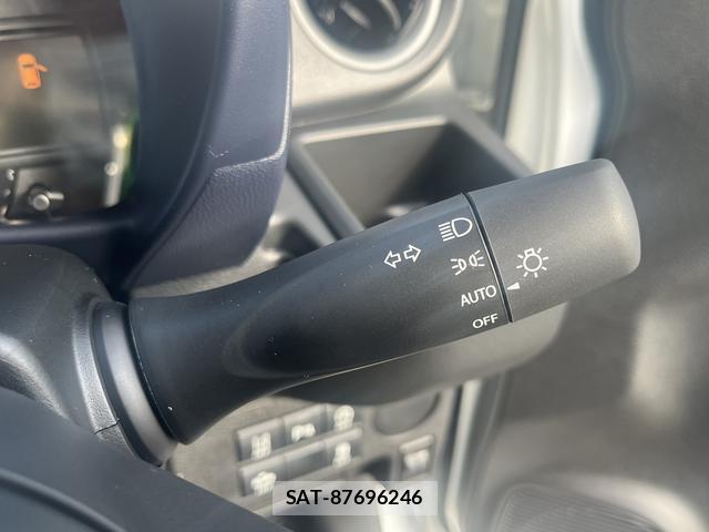 Suzuki ALTO 2025-11 8277989-12