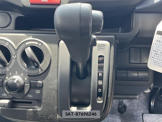 Suzuki ALTO 2025-11 8277989-13