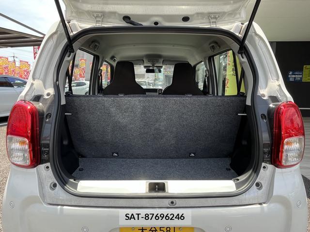 Suzuki ALTO 2025-11 8277989-8