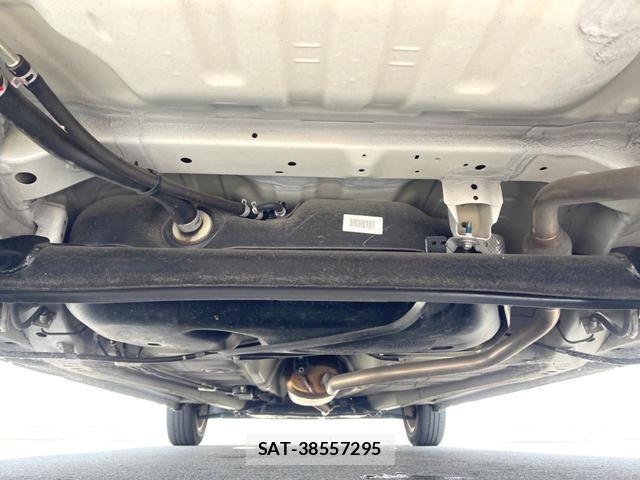 Suzuki ALTO 2018-04 8279777-18