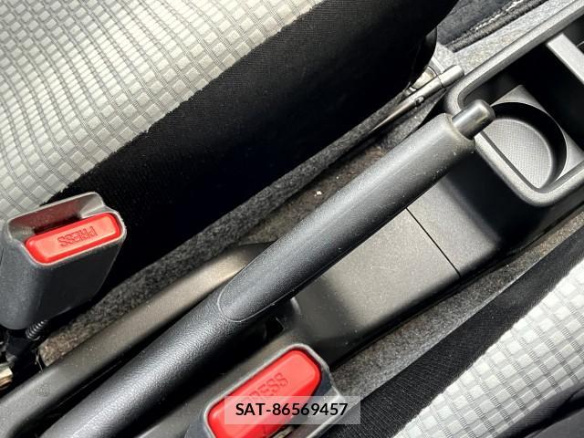 Suzuki ALTO 2017-10 8283660-11