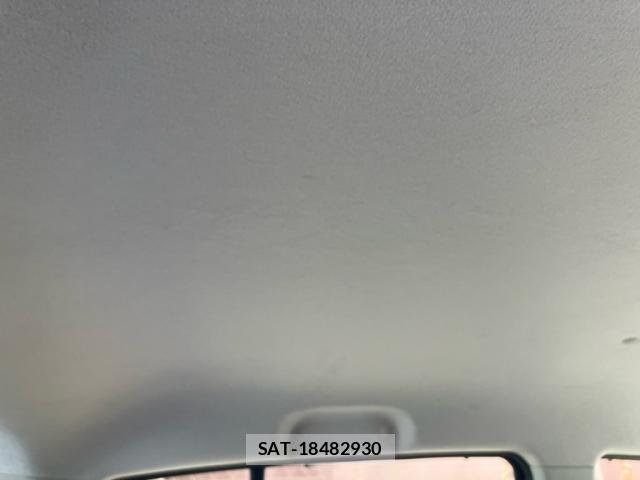 Suzuki ALTO 2014-03 8284816-11