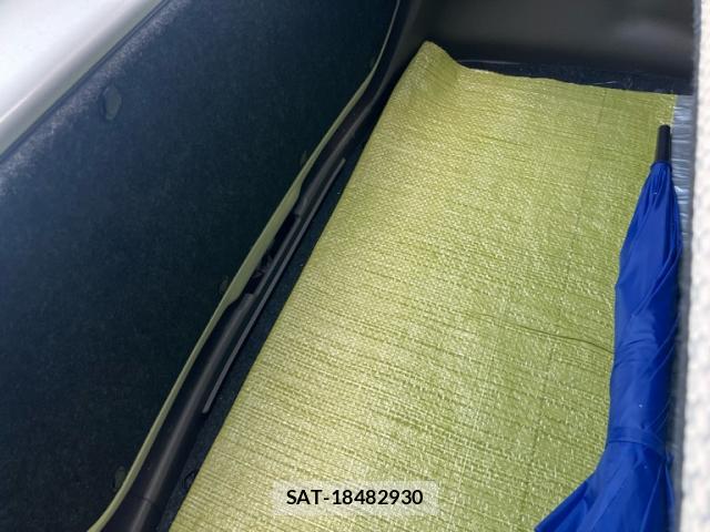 Suzuki ALTO 2014-03 8284816-8