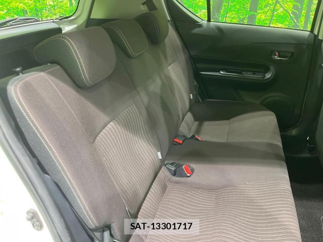 Toyota AQUA 2017-06 8276715-8