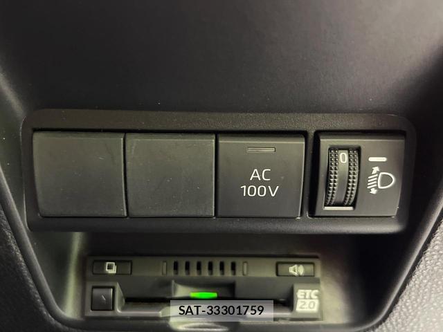 Toyota AQUA 2023-02 8276761-5
