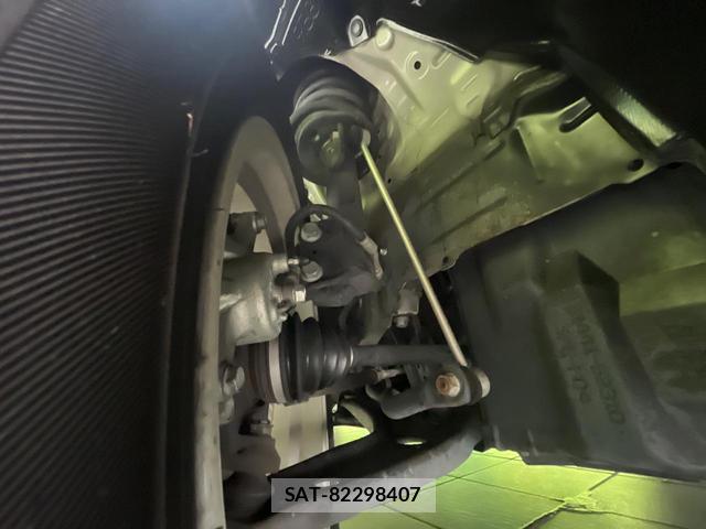 Toyota AQUA 2019-01 8276769-19