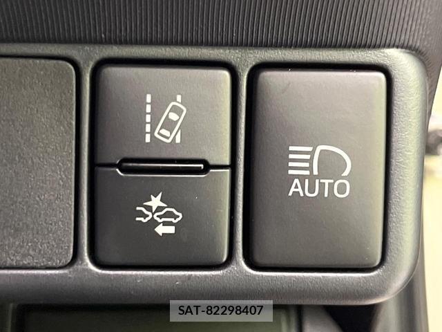 Toyota AQUA 2019-01 8276769-4