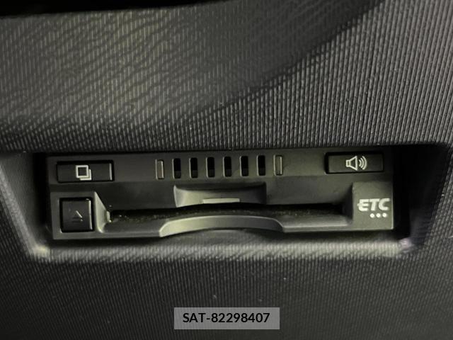 Toyota AQUA 2019-01 8276769-5