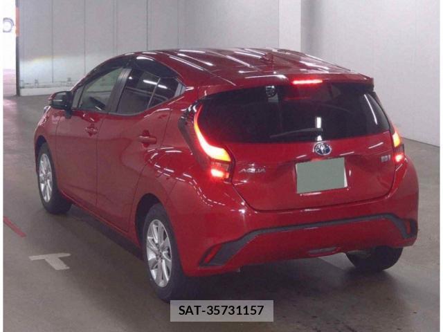 Toyota AQUA 2021-12 8277030-1