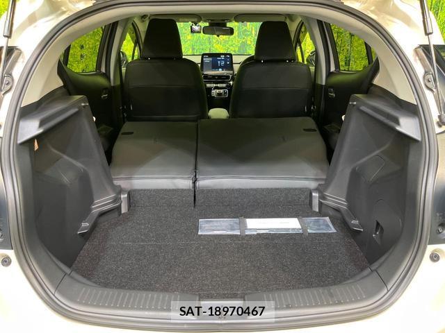 Toyota AQUA 2021-12 8277053-9