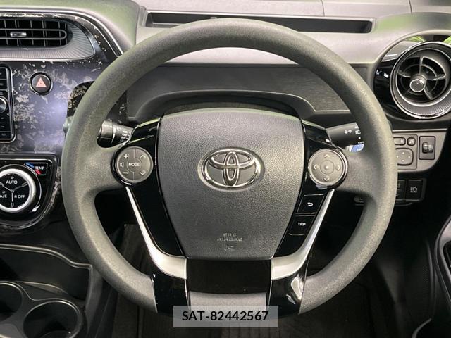 Toyota AQUA 2018-03 8277544-10