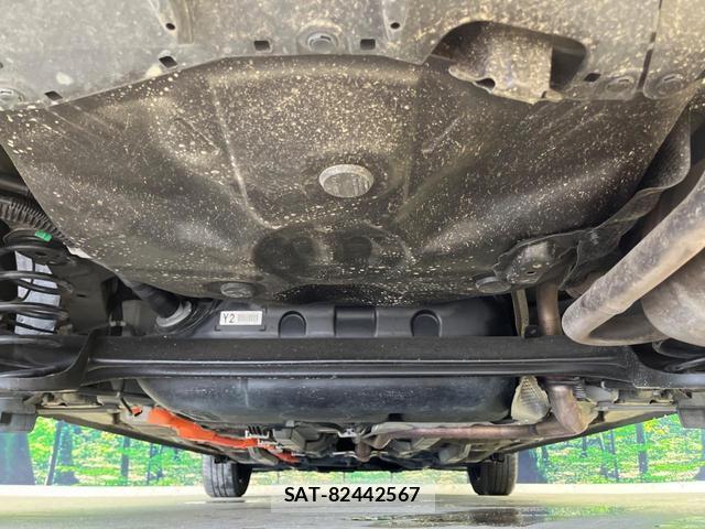 Toyota AQUA 2018-03 8277544-18