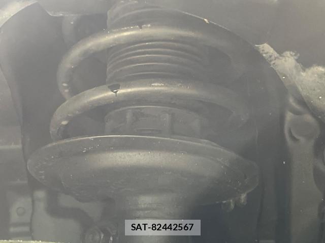 Toyota AQUA 2018-03 8277544-19