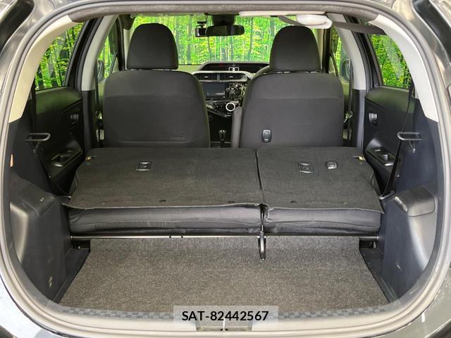 Toyota AQUA 2018-03 8277544-9