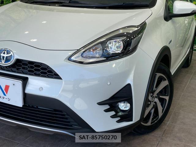 Toyota AQUA 2018-04 8277843-11