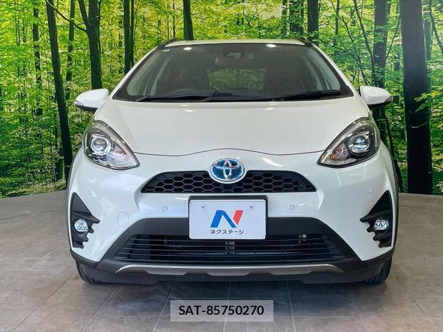 Toyota AQUA 2018-04 8277843-13