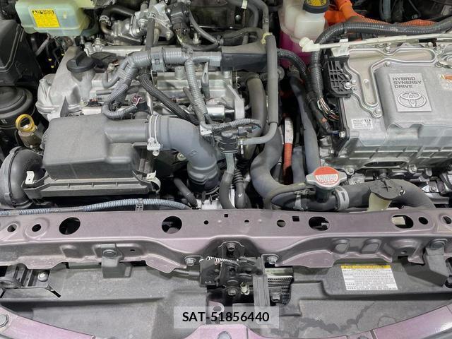 Toyota AQUA 2016-06 8278052-17