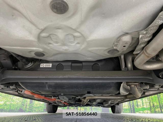 Toyota AQUA 2016-06 8278052-18