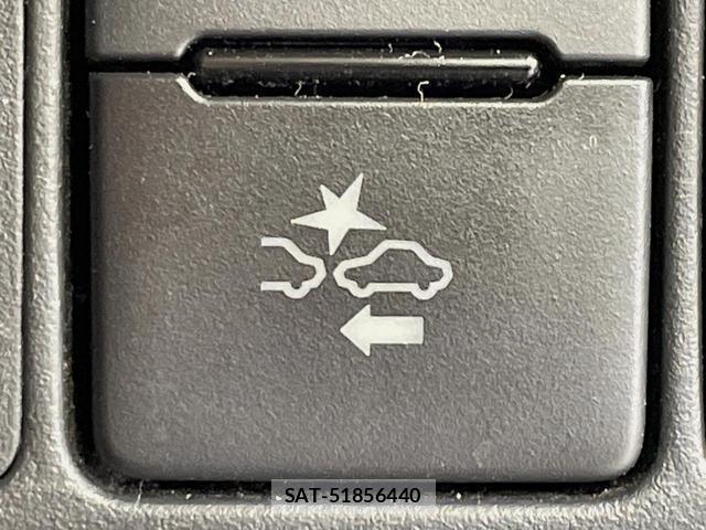Toyota AQUA 2016-06 8278052-5