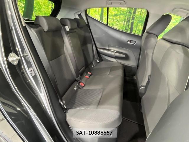 Toyota AQUA 2025-01 8278071-8