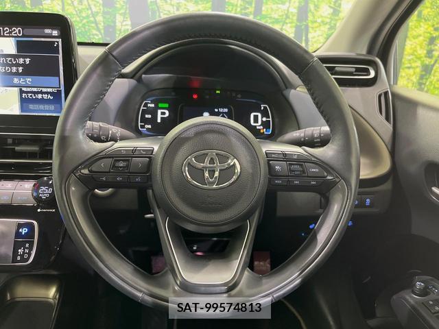 Toyota AQUA 2021-09 8278828-10