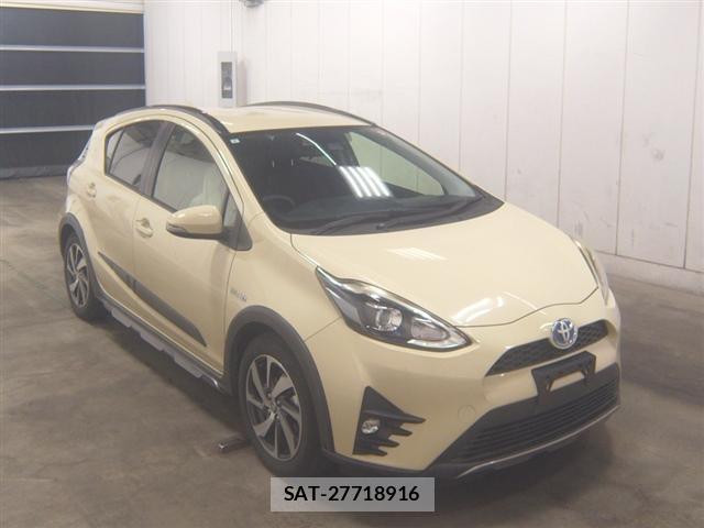 Toyota AQUA 2017-07 8278935-0