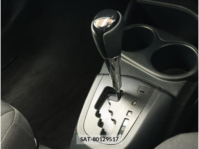 Toyota AQUA 2019-01 8279093-8