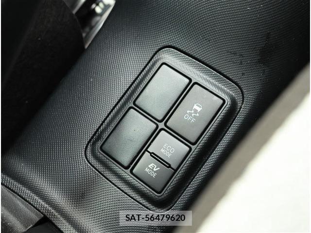 Toyota AQUA 2021-06 8279109-11