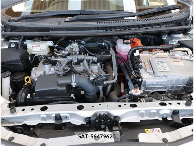 Toyota AQUA 2021-06 8279109-18