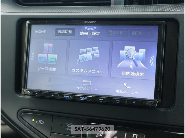 Toyota AQUA 2021-06 8279109-2