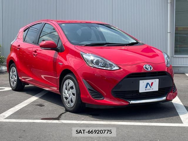 Toyota AQUA 2019-07 8279264-15