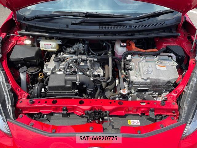Toyota AQUA 2019-07 8279264-17