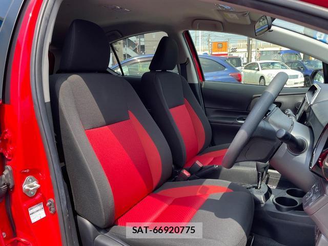 Toyota AQUA 2019-07 8279264-7