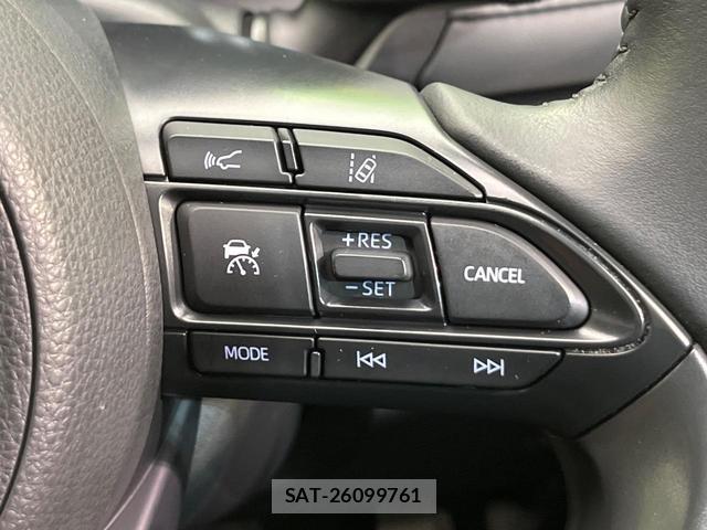 Toyota AQUA 2022-01 8279305-5