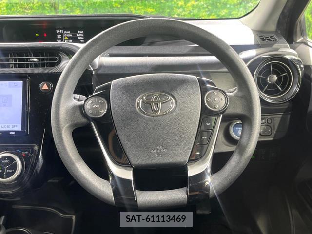 Toyota AQUA 2019-08 8279315-10