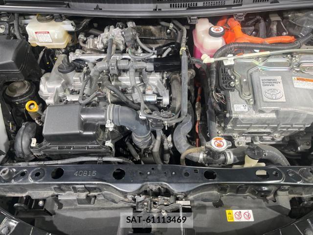 Toyota AQUA 2019-08 8279315-17