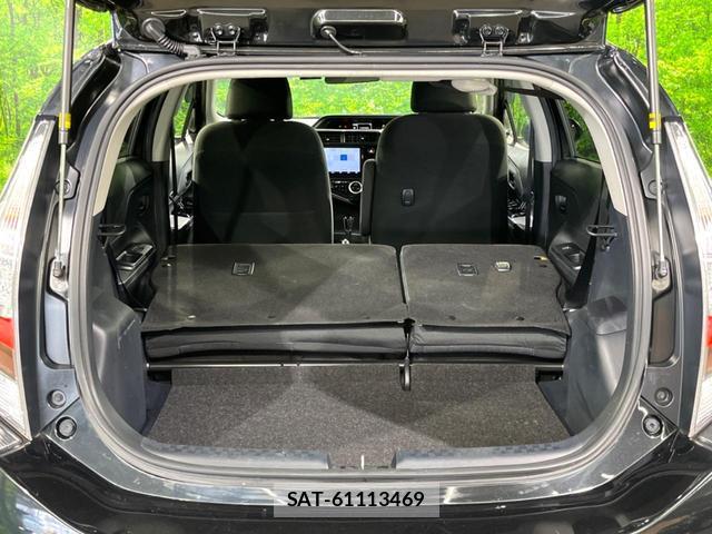 Toyota AQUA 2019-08 8279315-9