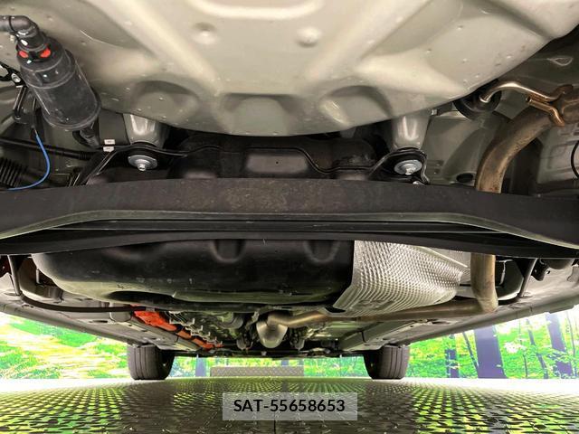 Toyota AQUA 2023-06 8279382-18