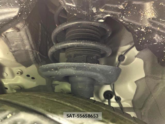 Toyota AQUA 2023-06 8279382-19