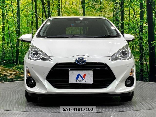 Toyota AQUA 2015-12 8279403-15