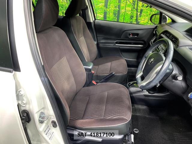 Toyota AQUA 2015-12 8279403-9