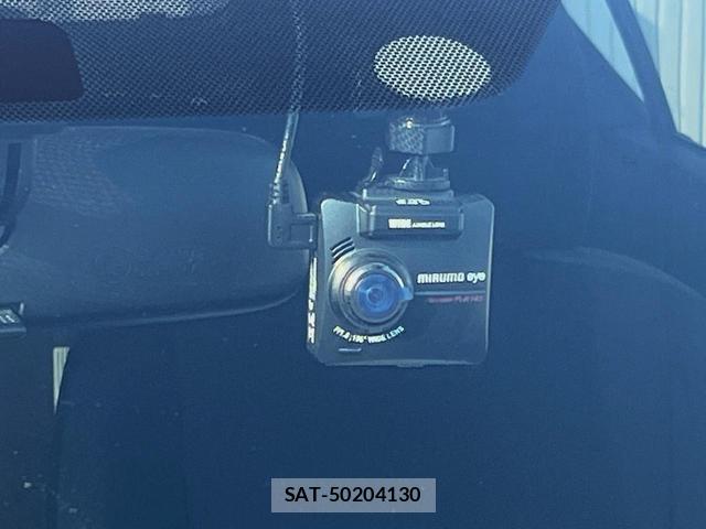 Toyota AQUA 2014-01 8279418-4